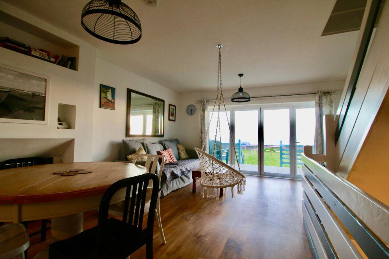 Pebbles Beach House By Air Premier Seaford Zewnętrze zdjęcie